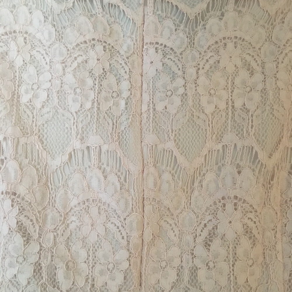 Pink dress - Picture 3 of 3